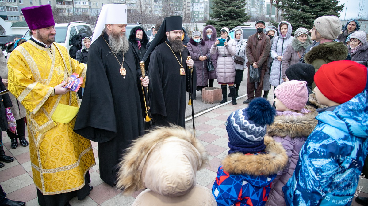 Подробнее о статье Луганск. Епархиальные архиереи возглавили престольное торжество в храме святого апостола Андрея Первозванного