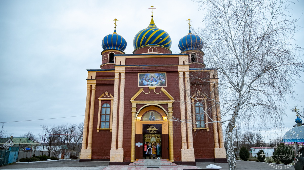 Подробнее о статье Славяносербск. Престольный праздник храма святого первомученика архидиакона Стефана