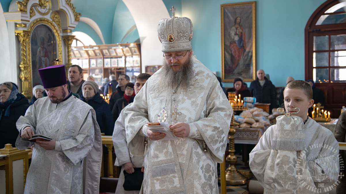 Подробнее о статье Луганск. Родительская поминальная суббота