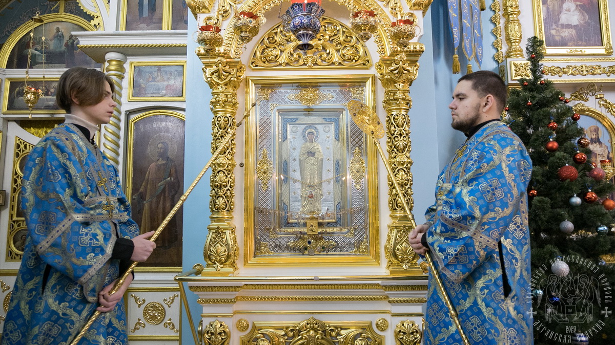 Подробнее о статье Луганск. Молебен с акафистом у Луганской иконы Божией Матери