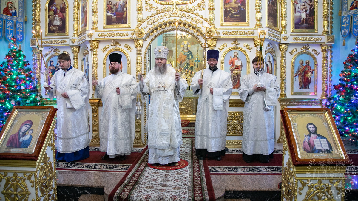 Подробнее о статье Луганск. Великое повечерие и Утреня праздника Рождества Христова